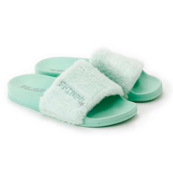 ファーサンダル